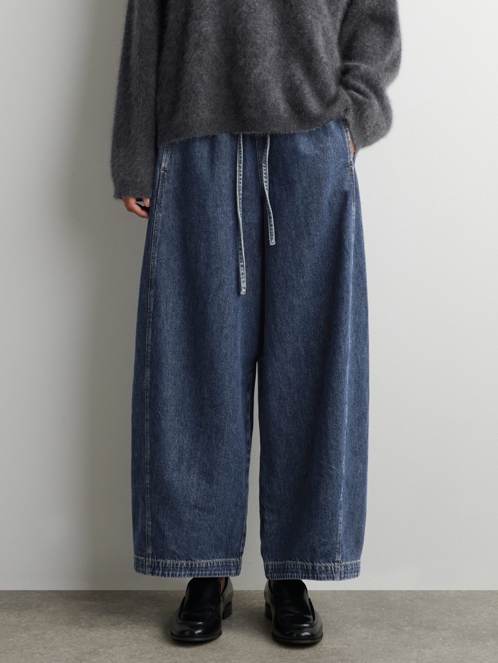 Cos Barrel-Leg Soft Denim Drawstring Trousers in Dark blue— NTW, never worn